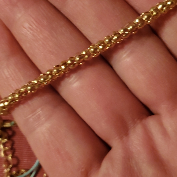 New goldtoned 3 pc fashion set - Picture 3 of 5